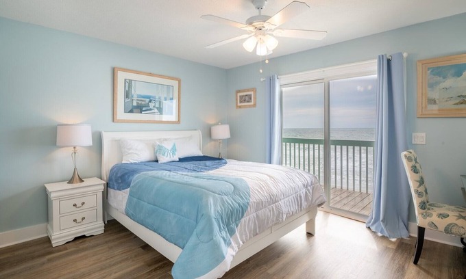 Kure Beach Condo | Oceanfront Condo with 3+ Pools - Ocean Dunes 1505
