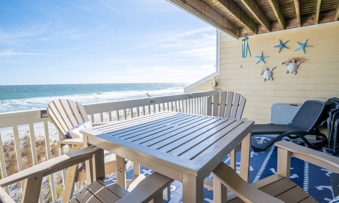 Kure Beach Condo | Oceanfront Condo with 3+ Pools - Ocean Dunes 604