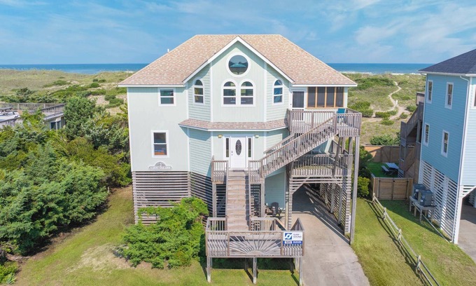 Salvo House | Oceanfront Dog Friendly Home w/Private Pool, Hot Tub, Basketball, and Wet Bar