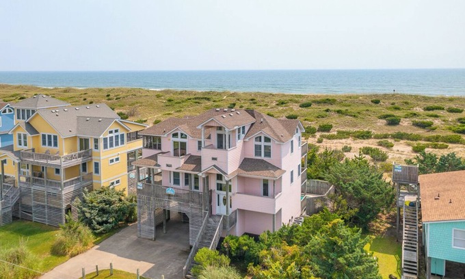 Salvo House | Oceanfront home in Salvo w/Private Pool & Game Room