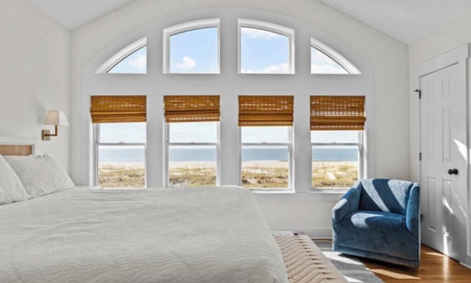 South Beach House | OCEANFRONT PARADISE