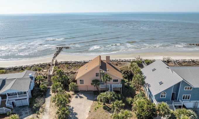 Saint Helena Island House | Oceanfront! Quiet & Relaxing on South end of Tarpon, with magnificent sunsets!