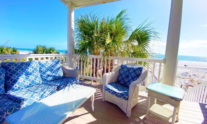 Surfside Beach House | ☆Oceanfront Serenity☆ Private Pool & Beach Walkway