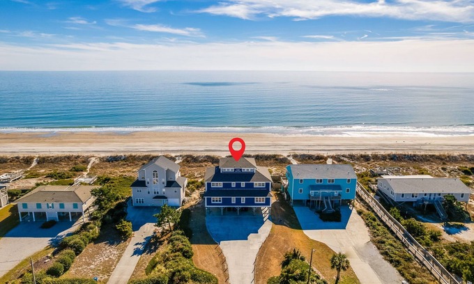 Emerald Isle House | Oceanfront stunner in Emerald Isle