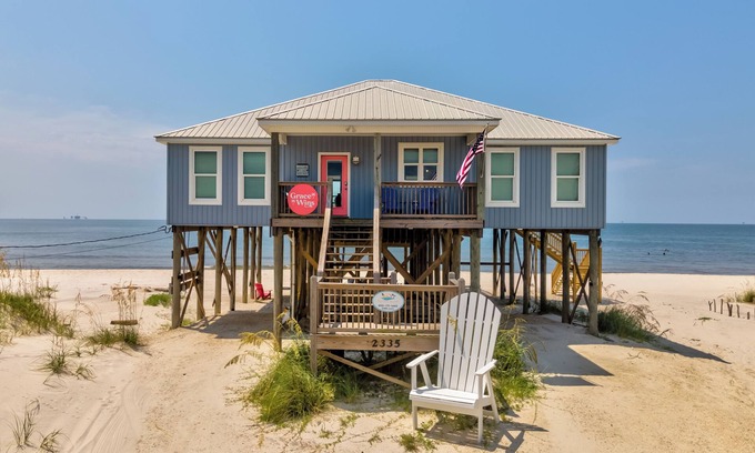 Dauphin Island House | Oceanfront, through lot, private beach - Grace Wins