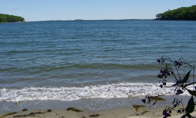 Glen Cove House | Oceanfront,Unobstructed Views Private Onsite ocean access to a small sandy beach