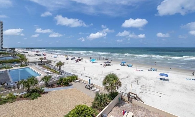 Daytona Beach Shores Apartment | Oceanfront Condo with Great Views at Unit 401 at Seafern