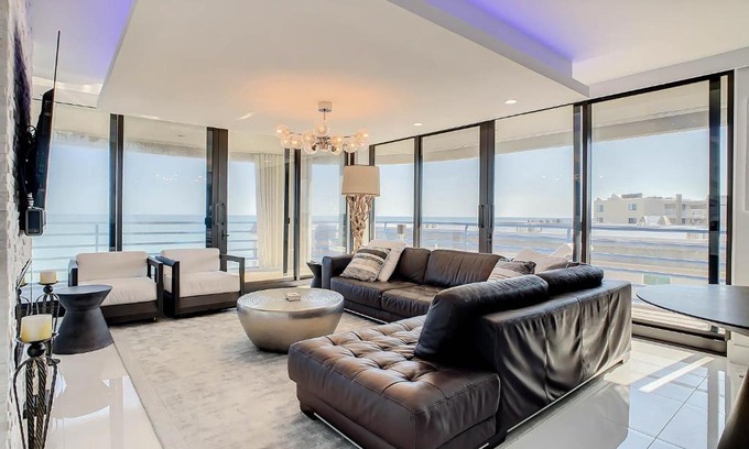 Bethune Beach Apartment | Oceanfront View Wrap Around Balcony Luxury Corner Unit Ebb Tide 401