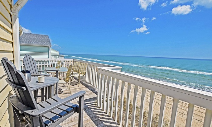 Kure Beach Condo | Oceanfront with Awesome Amenities - Ocean Dunes 1002