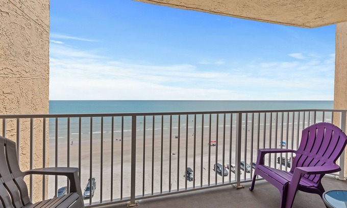 New Smyrna Beach Condo | Oceania IV