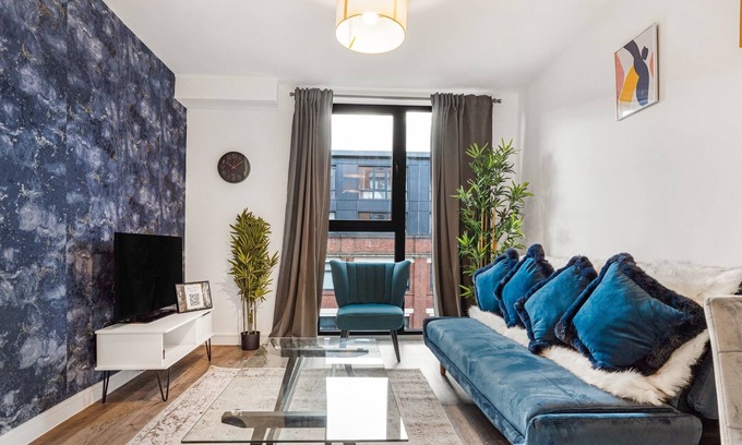 Bordesley Apartment | Oceanic Bliss- 2 Bed 2 Bath, Free Park, Netflix