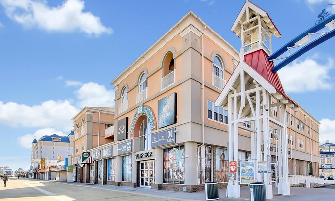 Ocean City Apartment | OCHG Oceanfront Villa 1