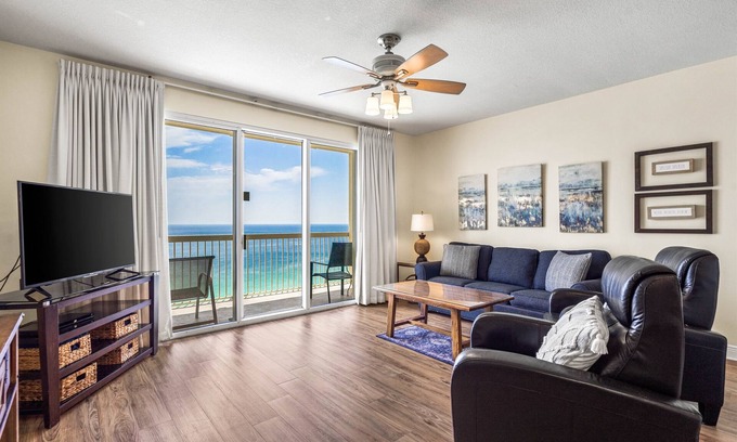 Miramar Beach Resort | Oct/Fall Break open! Quiet, West End PCB!