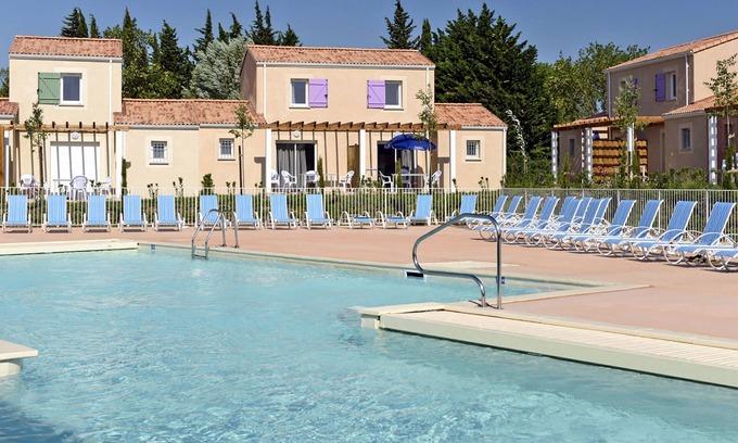Paradou Apartment | Odalys Référence Le Mas des Alpilles by Interhome