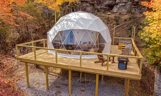 McMinnville Cabin | Off-Grid Dome with Private Hot-Tub and Spectacular Sunrise Views in Tennessee