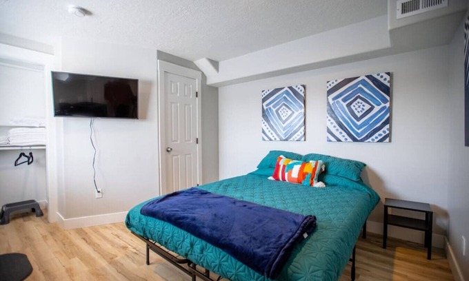 Ogden Condo | Ogden's Perfect Crash Pad | Studio | Cozy | Simple
