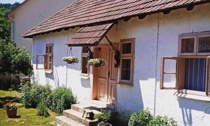 Central Serbia House | Oko Jastrepca