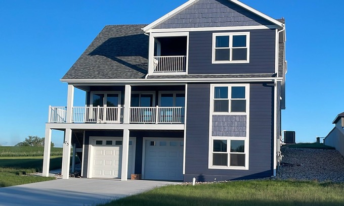 West Okoboji House | Okoboji Family Lake House Getaway
