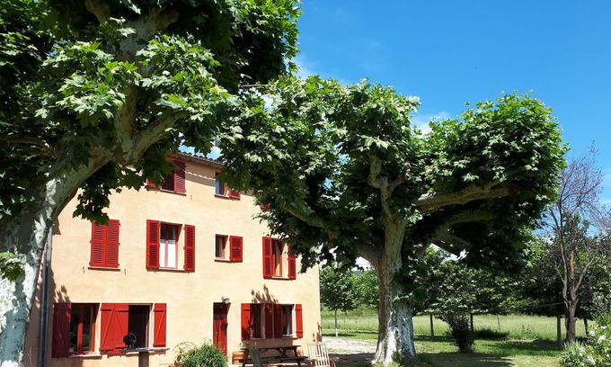 Villecroze Other | Old farmhouse