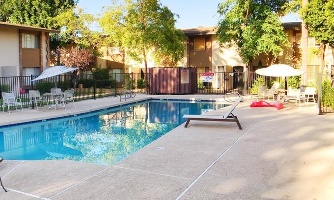 Fashion Square Condo | Old Town Scottsdale Condo with a Flare!