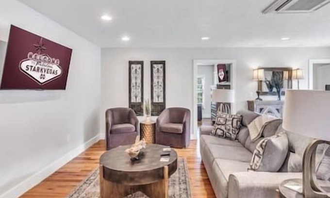 Starkville House | Old West Point Rd Cottage 2