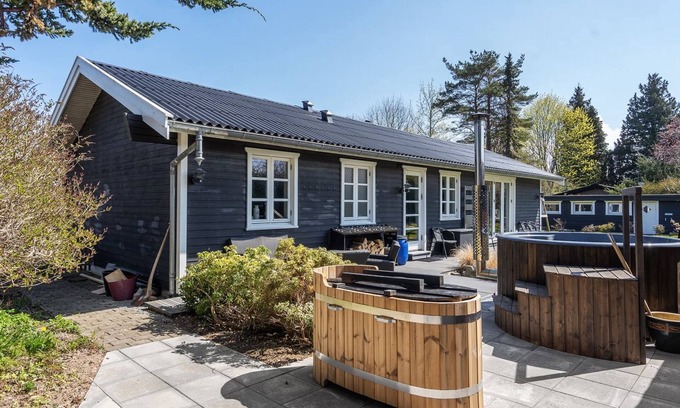 Dronningmolle House | "Øllegaard" - 1km from the sea by Interhome