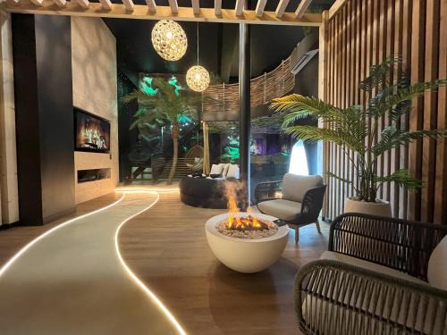 Hotel de Ville - Quinconces Hotel | OMIRA - Nuits d'exception & Spa
