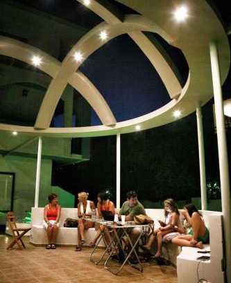 Faliraki House | Omiros