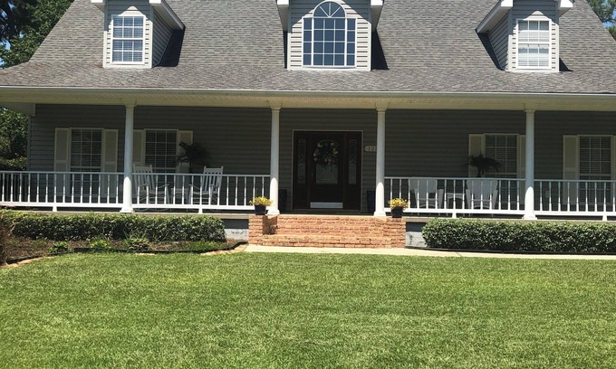 Pass Christian House | On the Pass Christian Golf Course and minutes from the beaches! 4 beds 3 baths.
