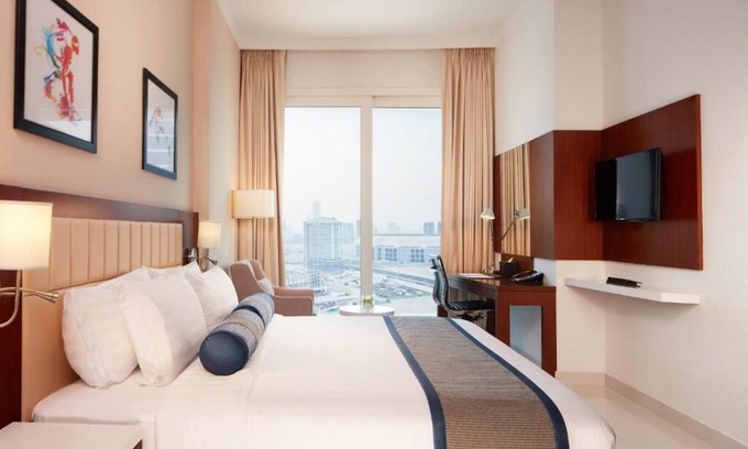 Dubai Sports City Hotel | One Bedroom Apartment In Sports City Ae