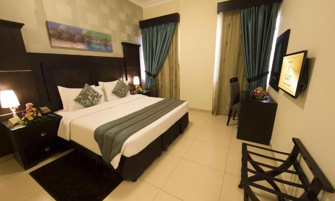 Al Barsha 1 Apartment | One Bedroom Apartment Near Mall Of Emirates By Luxury Bookings