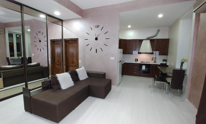 Shevchenkivs'kyi District Apartment | One bedroom. Luxery. 9 Kostelna str. Near Maidan