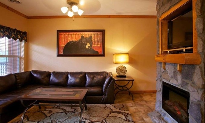 Pigeon Forge Condo | One Bedroom Luxury Condo, Pigeon Forge (1724128)