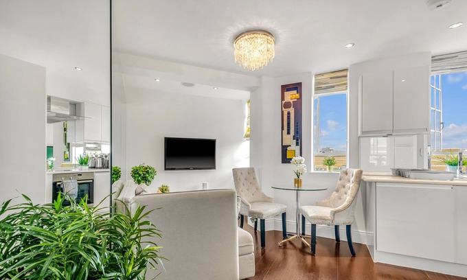 Chelsea Apartment | One Bedroom Modern Apartment in Central London Chelsea by MySquare