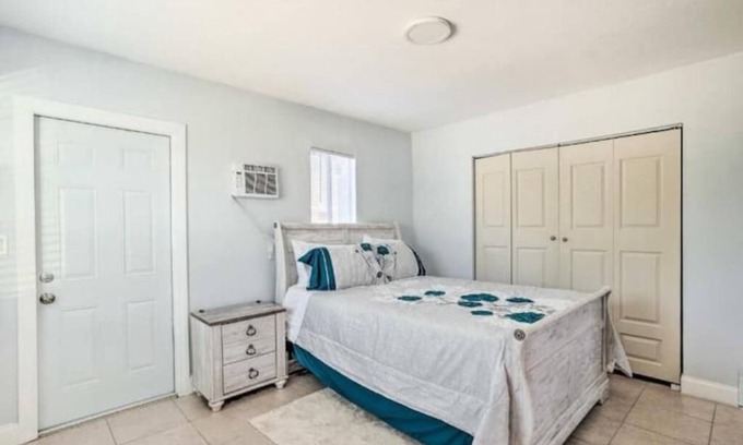 Delray Beach Apartment | One bedroom vacation unit!