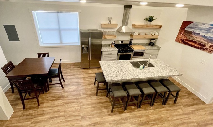 Moab Condo | One block to Moab shops and restaurants closest condos to downtown