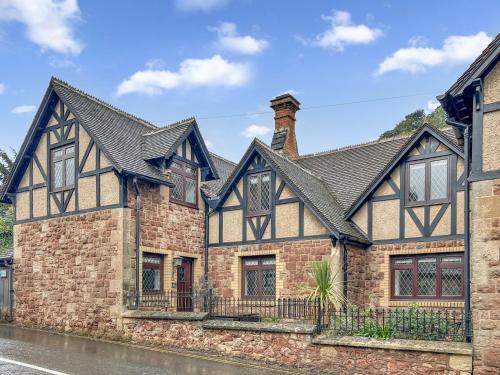 Dunster House | One Grooms Cottage, Dunster