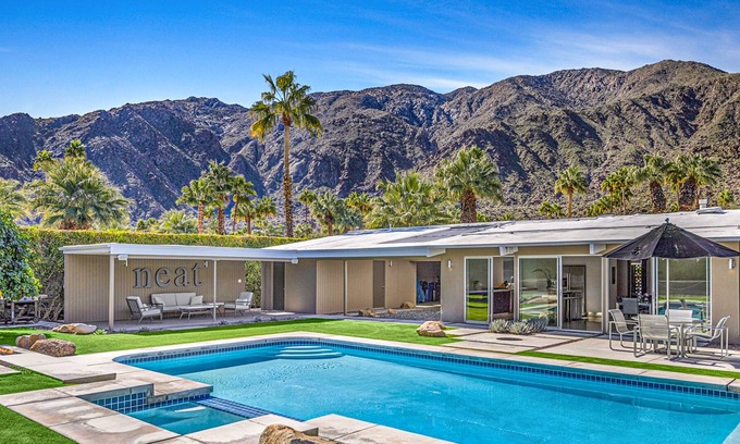 Vista Las Palmas House | One-of-a-kind Alexander home w/ saltwater pool, spa & incredible setting!