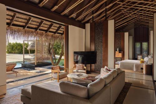Reethi Rah Resort | One&Only Reethi Rah
