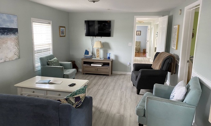 Carolina Beach Cottage | One Street Over - Cottage by the Sea!