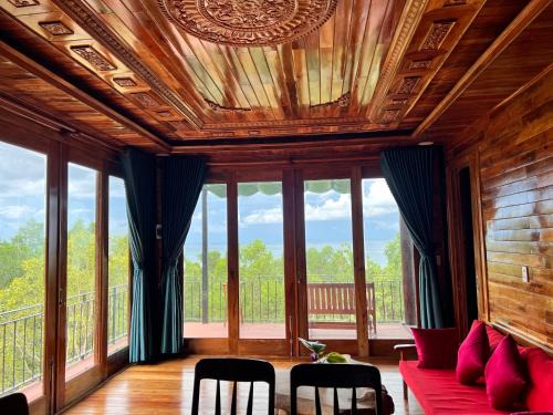 Ham Ninh Apartment | Ong Tuan House