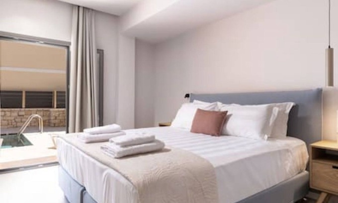 Dassia Apartment | Onore Private Suite & pool | Dasia