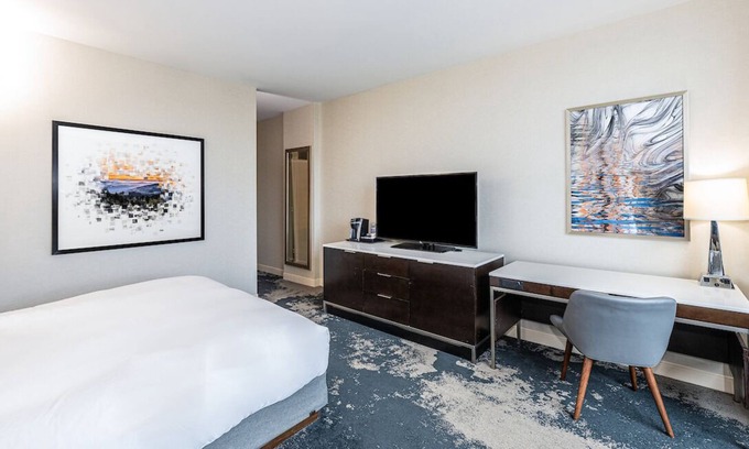 Redwood Shores Hotel | Onsite Pool, King Partial Water View Room at Grand Bay San Francisco Hotel