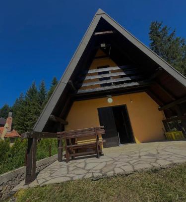 Mitrovac House | ooooo niooo