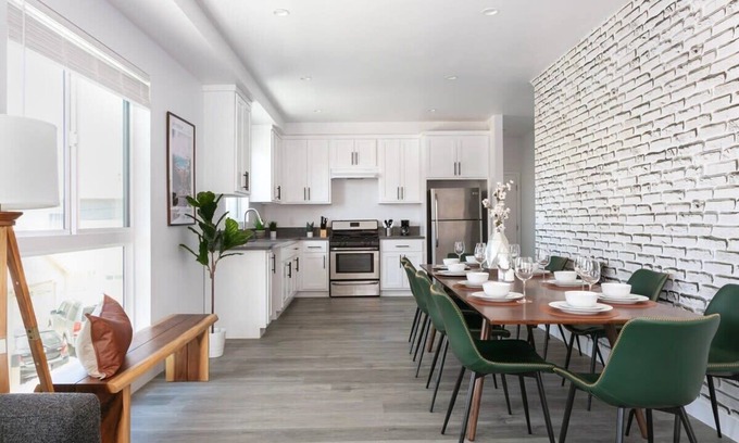 Mid City House | Open 4BR Townhome | New Amenities