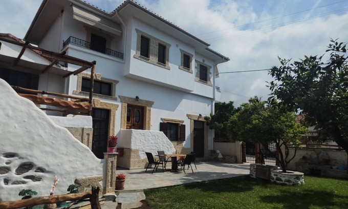 Kala Nera Apartment | Orange Garden Apartment Kala Nera