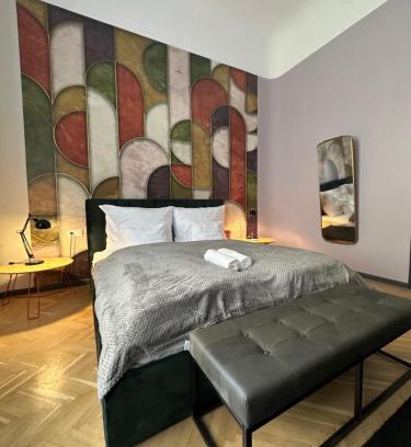 Belvaros - Lipotvaros Apartment | OrangeHomes Pop 36 two bedroom apartment near Parliament