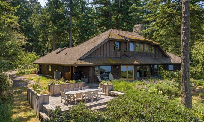 Eastsound House | Orcas Island, Sunsets over the Salish Sea #237