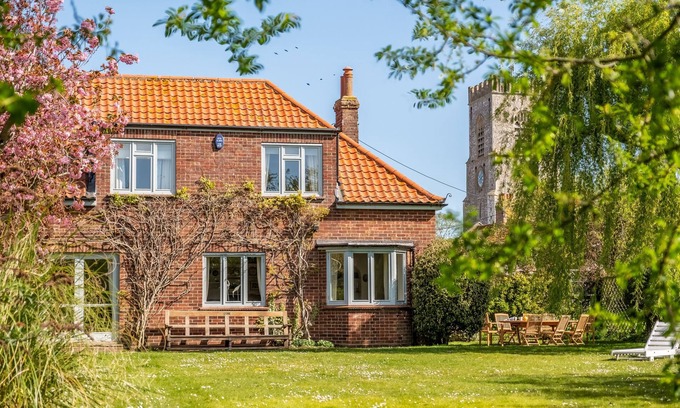 Wells-next-the-Sea House | Orchard Cottage (W), Wells-next-the-Sea, Norfolk