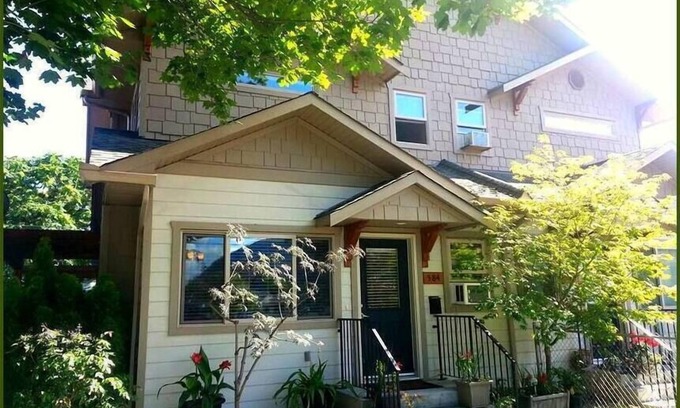 Okanagan-Similkameen House | Orchard & Vines Villa Penticton!